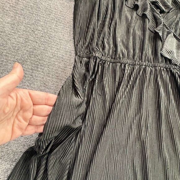 Candies Dress Women’s Large Black Cold Shoulder Plisse Ruffle Dark‎ Fairy Boho - Picture 5 of 14